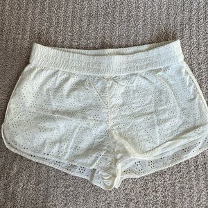 Aerie Eyelet off white shorts